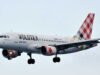 ដោយមើលឃើញពីការកើនឡើងតម្លៃប្រេងកាត Volotea កំពុងគិតថ្លៃបន្ថែមលើសំបុត្រដែលបានទិញរួចហើយ