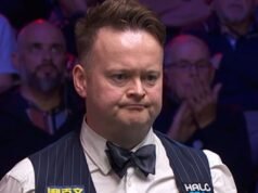 Shaun Murphy គ្រវីក្បាល និងសុំទោស Zhao Xintong | ផ្សេងៗ | កីឡា