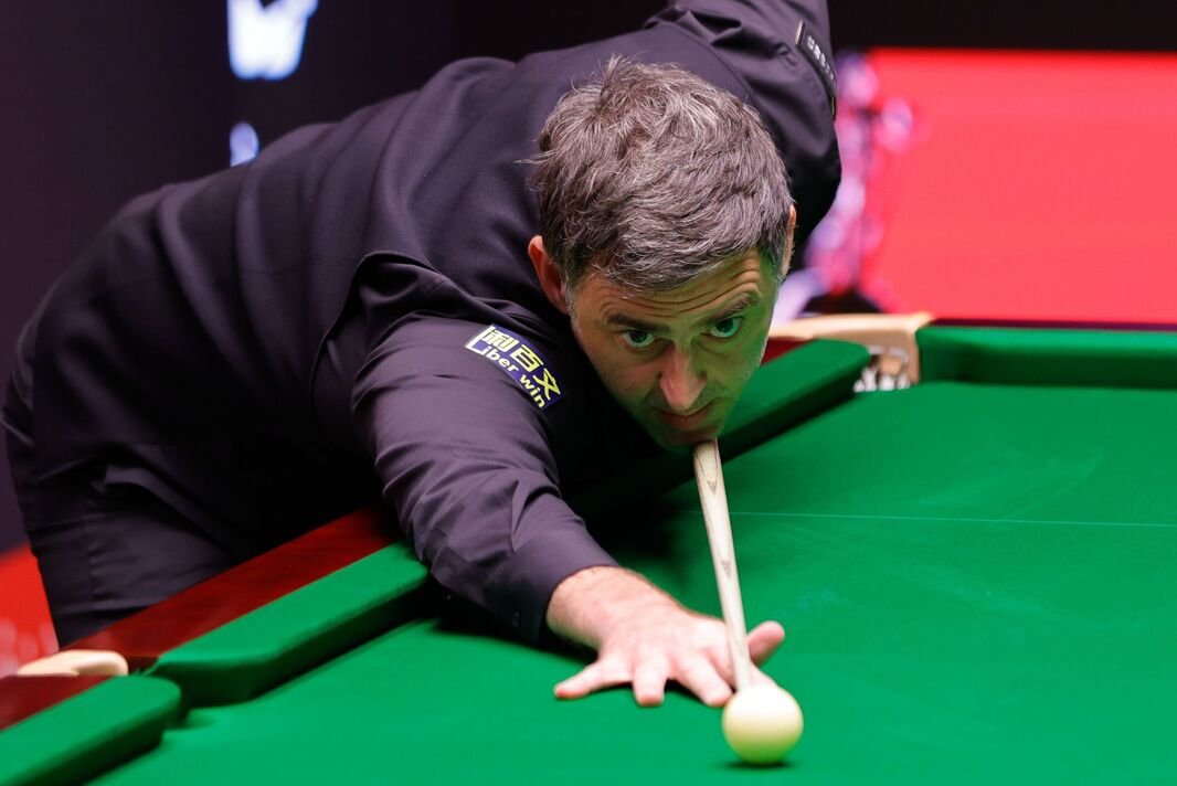 Ronnie O'Sullivan លេងបាញ់
