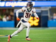 Justin Simmons ដែលជាសុវត្ថិភាព Pro Bowl ពីរដងរបស់ Broncos កំពុងចូលនិវត្តន៍បន្ទាប់ពីការស្ទាក់ចាប់ចំនួន 32 ក្នុងអាជីព 9 ឆ្នាំរបស់គាត់