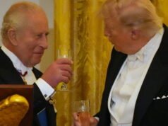 ការអូសរបស់ Charles III ។ លើលោក Donald Trump