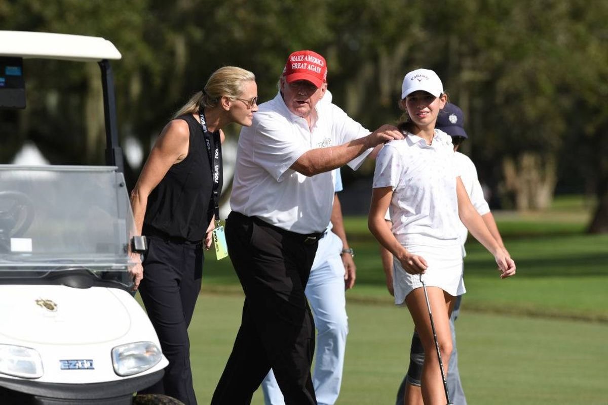 ប្រធានាធិបតីអាមេរិក Donald Trump ទៅដើរលេងជាមួយចៅស្រីរបស់គាត់ Kai Trump និងម្តាយរបស់នាង Vanessa Trump (រូបភាពឯកសារ)