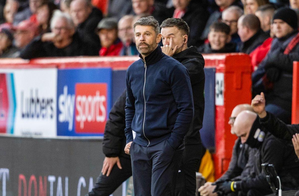 លោក Stephen Robinson អ្នកចាត់ការទូទៅរបស់ Aberdeen