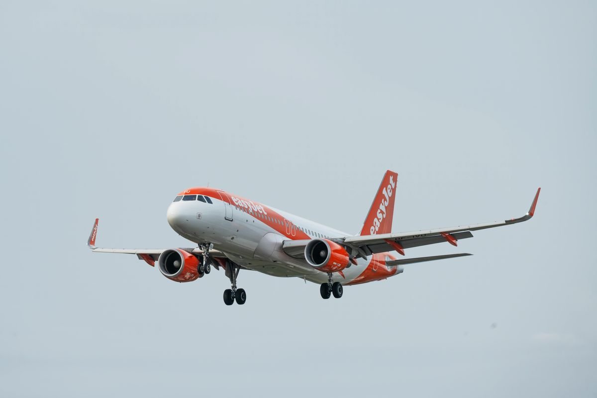 យន្តហោះប្រតិកម្ម EasyJet