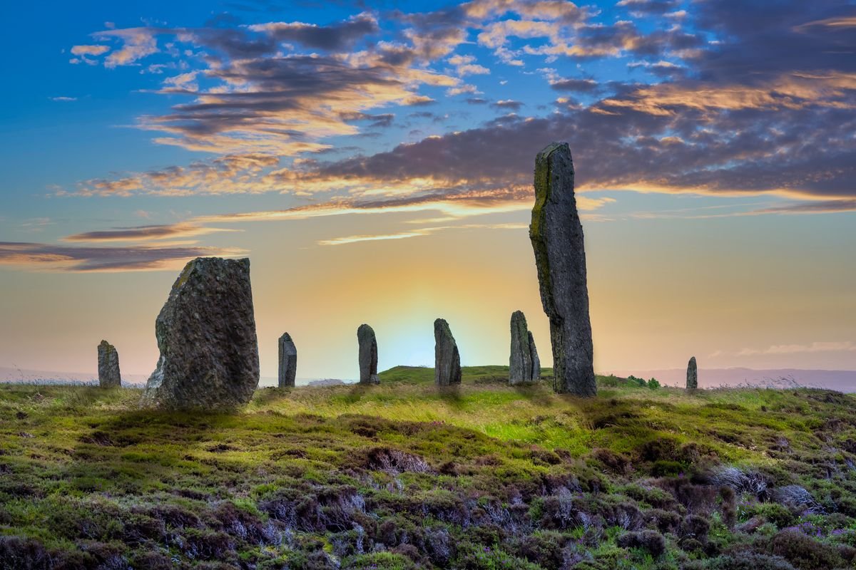 ចិញ្ចៀននៃ Brodgar គឺជារង្វង់ថ្ម Neolithic នៅលើកោះ Orkney ។