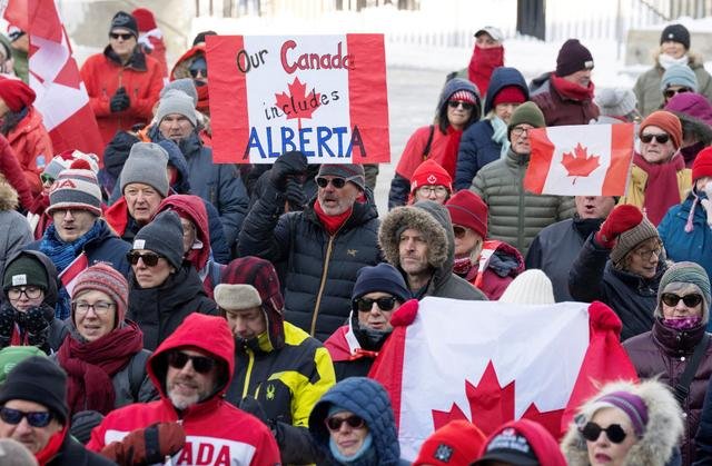 បាតុកម្ម​ឲ្យ Alberta បន្ត​នៅ​កាណាដា ក្នុង​ក្រុង Calgary ថ្ងៃទី 21 ខែកុម្ភៈ ឆ្នាំ 2026។