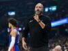 Detroit Pistons ជួលគ្រូបង្វឹក JB Bickerstaff មុនការប្រកួតវគ្គពាក់កណ្តាលផ្តាច់ព្រ័ត្រ Eastern Conference ទល់នឹង Cavs