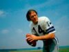 Craig Morton ដែលជា quarterback ទីមួយដែលចាប់ផ្តើម Super Bowl សម្រាប់សិទ្ធិផ្តាច់មុខចំនួន 2 បានទទួលមរណភាពក្នុងអាយុ 83 ឆ្នាំ