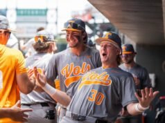 #24 Vols down #20 Sooners, 9-4, ដើម្បីទទួលបានការឈ្នះស៊េរី SEC ទីប្រាំ