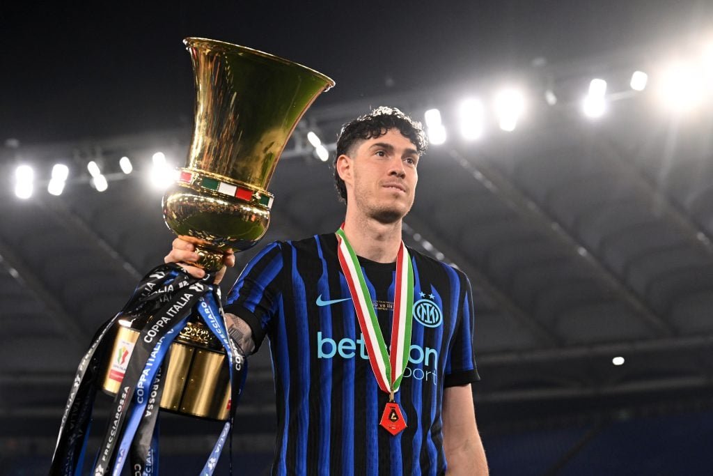 Alessandro Bastoni កីឡាករ Inter Milan