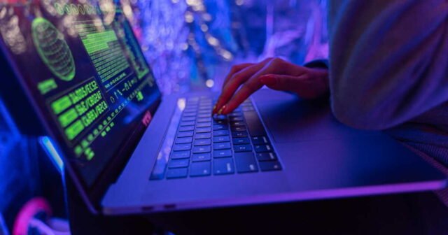 1779189967_les-cyberattaques-et-les-vols-de-donnees-atteignent-des-records-en-france-en-2025-la-cnil-renforce-s.jpeg