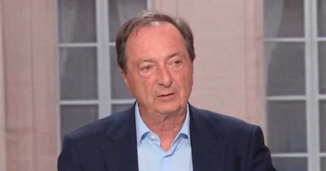 1779256442_ca-continue-a-trainer-dans-mon-cerveau-michel-edouard-leclerc-ne-ferme-pas-la-porte-de-la-presidenti.jpeg