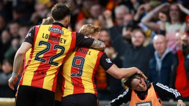 1779407402_0_Partick-Thistle-v-St-Mirren-William-Hill-Premiership-Play-off-Final-First-Leg.jpg