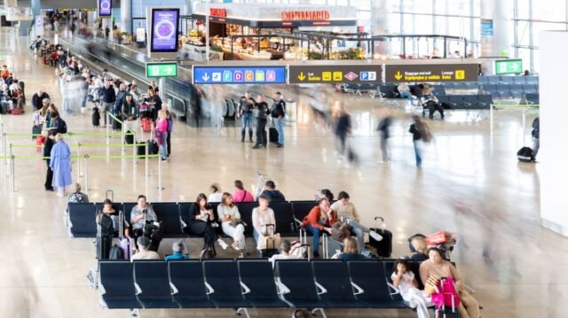 1779525373_0_View-on-Terminal-2-departure-area-in-Madrid-Barajas-International-Airport.jpg