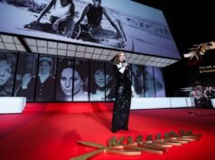 Isabelle Huppert បានផ្តល់សុន្ទរកថាជាស្ត្រីសម្រាប់ Barbra Streisand នៅមហោស្រពភាពយន្ត Cannes ឆ្នាំ 2026