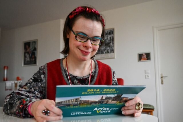 1779583618_2442866-eleonore-laloux-chez-elle-a-arras-dans-le-pas-de-c.jpg