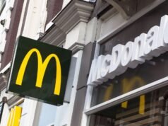 អតិថិជន McDonald’s បានព្រមានថា ពួកគេអាចនឹងត្រូវពិន័យជាប្រាក់ £200 ជុំវិញច្បាប់បើកបរឆ្លងកាត់
