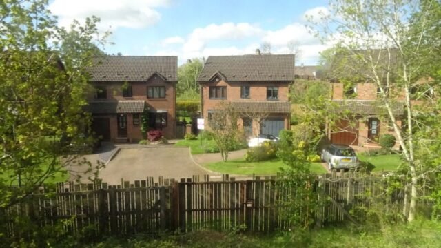 1779620709_0_House-on-Wellpark-Grove-Kilmarnock.jpg
