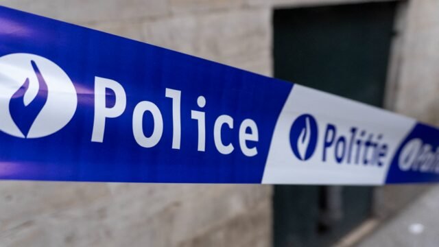 1779711120_Des-decombres-et-un-cordon-de-police-belge-dans-le-centre-ville-de-Bruxelles-en-Belgique-le-20-octob.jpeg