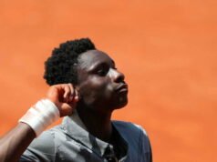 Roland-Garros៖ តើកីឡាករបារាំង Moise Kouamé ឈ្នះបានប៉ុន្មានហើយ (ទោះបីគាត់មិនអាចប៉ះអ្វីក៏ដោយ)?