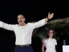 នៅប្រទេសក្រិច Alexis Tsipras កំពុងអបអរការត្រលប់មកវិញរបស់គាត់ ហើយចង់បង្រួបបង្រួមខាងឆ្វេង – L’Express