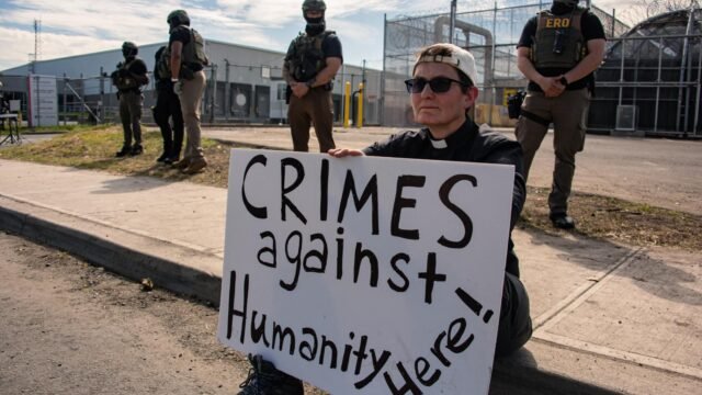 1780029620_6824469_upload-1-9knx0xtbcxs0-afp-20260528-costantine-protesto260422-npbfn-v1-highres-protestorsandi.jpeg