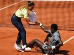 នៅ Roland-Garros គូប្រជែងរបស់ Moïse Kouamé ត្រូវបានគេដាក់ទណ្ឌកម្ម បន្ទាប់ពីមានការលើកឡើងពីការរួមភេទ