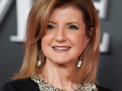 Arianna Huffington ព្រមាន Generation Z ថាគ្មាននរណាម្នាក់ដែលមាន “ការងារគួរឱ្យចាប់អារម្មណ៍” គួរតែបិទកុំព្យូទ័រយួរដៃរបស់ពួកគេនៅម៉ោង 5 ល្ងាច