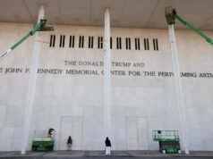 Trump និយាយថាចៅក្រមដែលគ្រប់គ្រងប្រឆាំងនឹងគាត់នៅមជ្ឈមណ្ឌល Kennedy “គួរតែត្រូវបានចោទប្រកាន់”