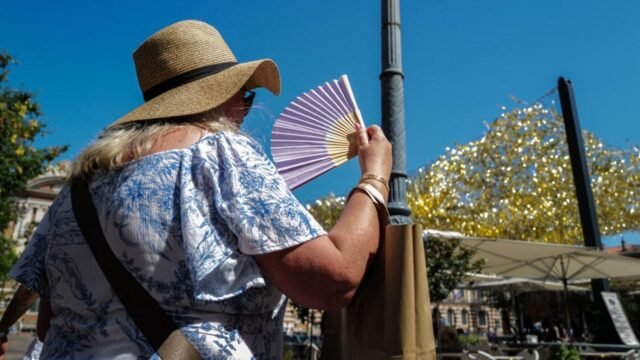 1780209561_854bc88_upload-1-w4livws6gbkd-afp-20240811-hl-fscheiber-2486559-v1-midres-franceclimateheatwaveplace.jpeg