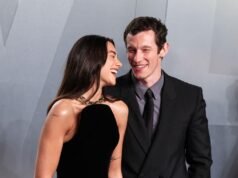 អាពាហ៍ពិពាហ៍របស់ Dua Lipa និង Callum Turner ត្រូវបានប្រកាសដោយប្រព័ន្ធផ្សព្វផ្សាយអង់គ្លេស