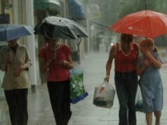 Met Office ព្យាករណ៍ពីព្យុះផ្គររន្ទះ និងភ្លៀងធ្លាក់ខ្លាំង ជាមួយនឹង “ការផ្លាស់ប្តូរធំ” ចំពោះការព្យាករណ៍សីតុណ្ហភាព