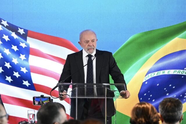 1780266415_2449555-le-7-mai-dernier-lula-tenait-une-conference-de-pre.jpg