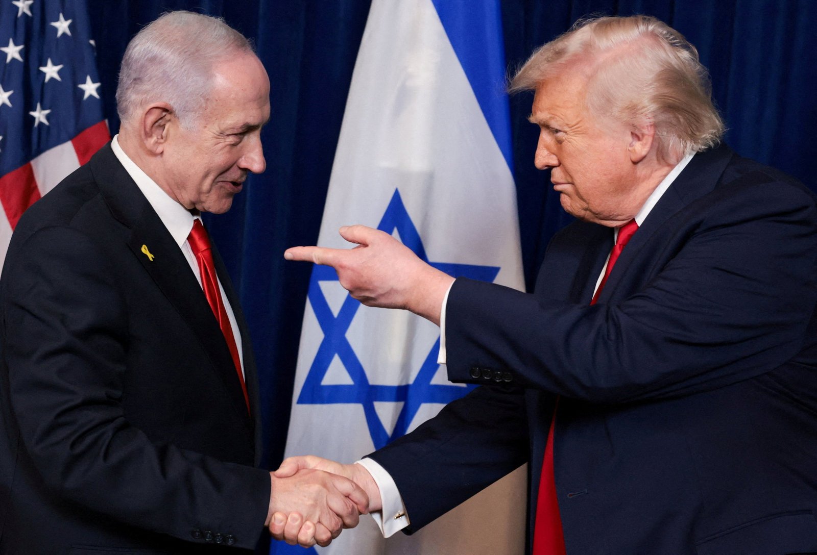 Donald Trump និង Benjamin Netanyahu បានចាប់ផ្តើមសង្រ្គាមប្រឆាំងនឹងអ៊ីរ៉ង់កាលពីបីខែមុន - ឥឡូវនេះមេដឹកនាំអាមេរិកកំពុងស្វែងរកផ្លូវចេញ