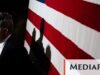 នៅរដ្ឋ Kentucky លោក Trump កម្ចាត់សត្វចិញ្ចឹមរបស់គាត់។