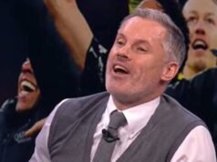 Jamie Carragher សុំទោសជាសាធារណៈនៅលើទូរទស្សន៍ផ្សាយផ្ទាល់ និងទទួលបានការឆ្លើយតបភ្លាមៗ | បាល់ទាត់ | កីឡា