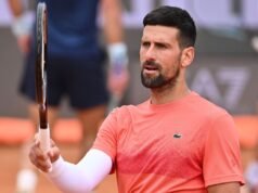គូប្រជែងជិតបំផុតរបស់ Novak Djokovic ទទួលបានការផ្តល់ជូនពិសេស បន្ទាប់ពីជនជាតិស៊ែប៊ីបានប្រមាថដល់ហ្វូងមនុស្សក្នុងការប្រកួតដ៏ក្តៅគគុក | កីឡាវាយកូនបាល់ | កីឡា