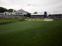 PGA Tour ធ្វើសេចក្តីថ្លែងការណ៍ Truist Championship ខណៈដែលការលេងត្រូវបានផ្អាក ហើយហ្វូងមនុស្សត្រូវបានស្នើសុំឱ្យចាកចេញ | វាយកូនហ្គោល | កីឡា