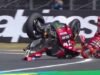 តារា MotoGP ដួលបោកក្បាលក្នុងឧបទ្ទវហេតុដ៏រន្ធត់ ខណៈពេទ្យប្រញាប់តាមដាន | F1 | កីឡា