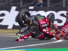 តារា MotoGP ដួលបោកក្បាលក្នុងឧបទ្ទវហេតុដ៏រន្ធត់ ខណៈពេទ្យប្រញាប់តាមដាន | F1 | កីឡា