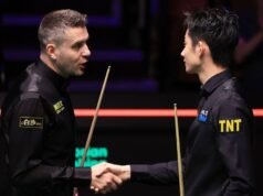 Mark Selby របស់ Stephen Hendry ជជែកបន្ទាប់ពីសើចជាមួយ Wu Yize | ផ្សេងៗ | កីឡា
