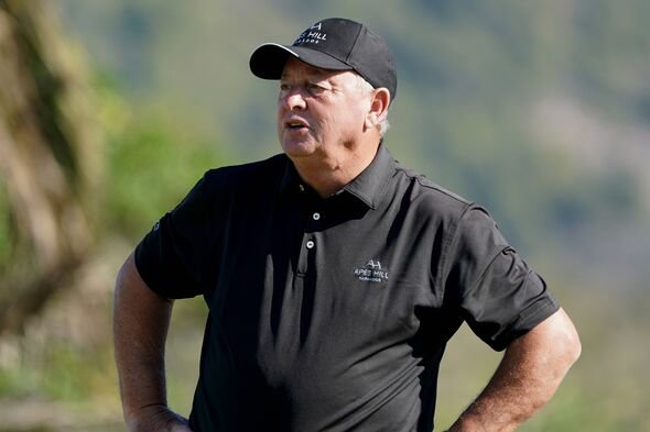 លោក Ian Woosnam