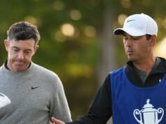 PGA Champs LIVE – McIlroy និង Scheffler យល់ព្រម ការកាត់នឹងត្រូវខកខានដោយការពិន័យ | វាយកូនហ្គោល | កីឡា