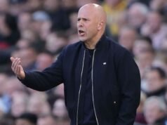 ដំណឹងរបស់ Liverpool ជាមួយនឹង Enrique សំណព្វសម្រាប់ការជំនួសរន្ធដោតបន្ទាប់ពីការធ្វើបច្ចុប្បន្នភាពគួរឱ្យព្រួយបារម្ភ | បាល់ទាត់ | កីឡា