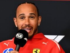 Lewis Hamilton វាយបកយ៉ាងឃោរឃៅនៅ Jacques Villeneuve | F1 | កីឡា