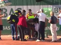 តារា French Open ដួលសន្លប់ និងស្រក់ទឹកភ្នែក ខណៈគ្រូពេទ្យប្រញាប់ទៅតុលាការ | កីឡាវាយកូនបាល់ | កីឡា