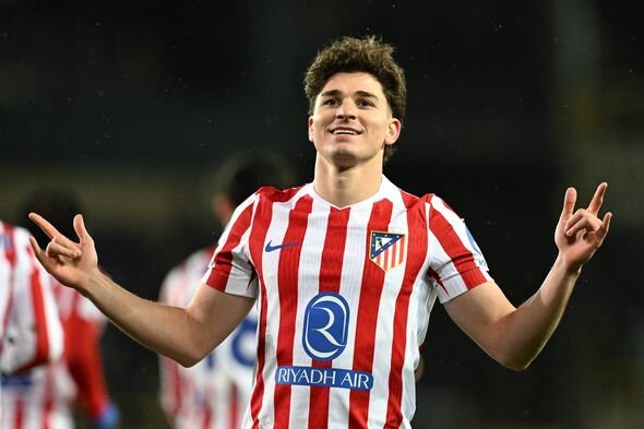 Julian Alvarez របស់ Atletico Madrid Julian Alvarez របស់ Atletico Madrid
