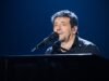 សម្ពាធលើលោក Patrick Bruel បានកើនឡើងយ៉ាងខ្លាំងដែលគាត់ត្រូវលុបចោលដំណើរកម្សាន្តពិធីបុណ្យរបស់គាត់។