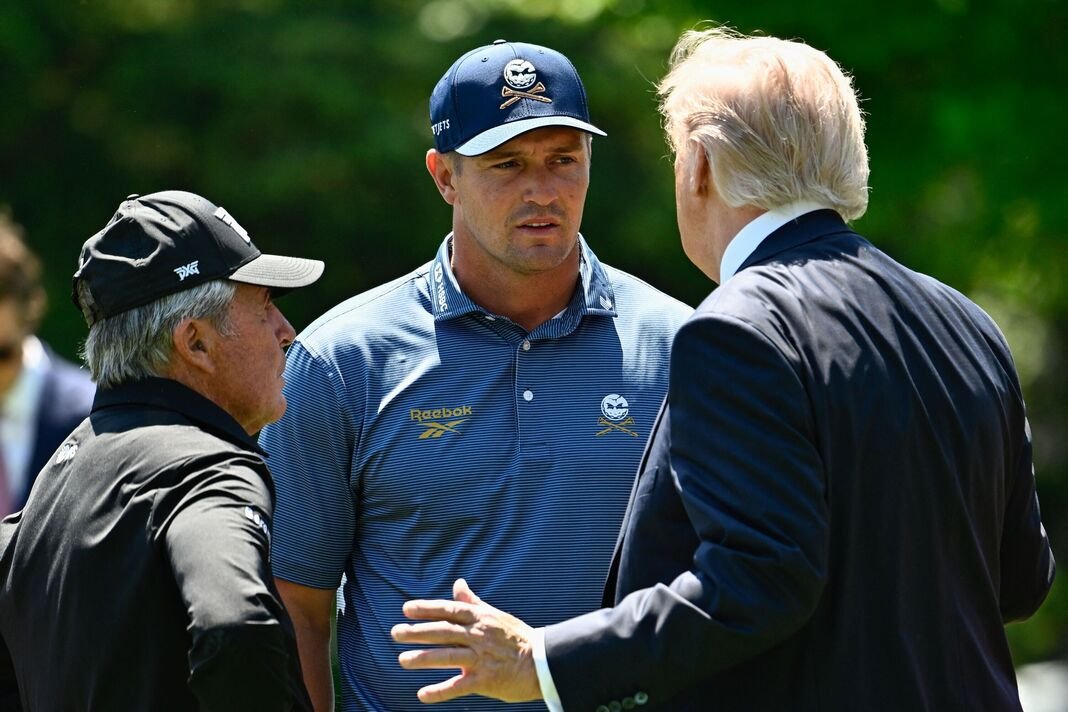 Bryson DeChambeau ។