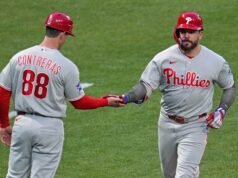 Schwarber វាយលុក HRs ទី 19 និងទី 20 ដែលនាំមុខគេ Phillies បានផ្តួល Pirates 11-9 ក្នុង 10 innings